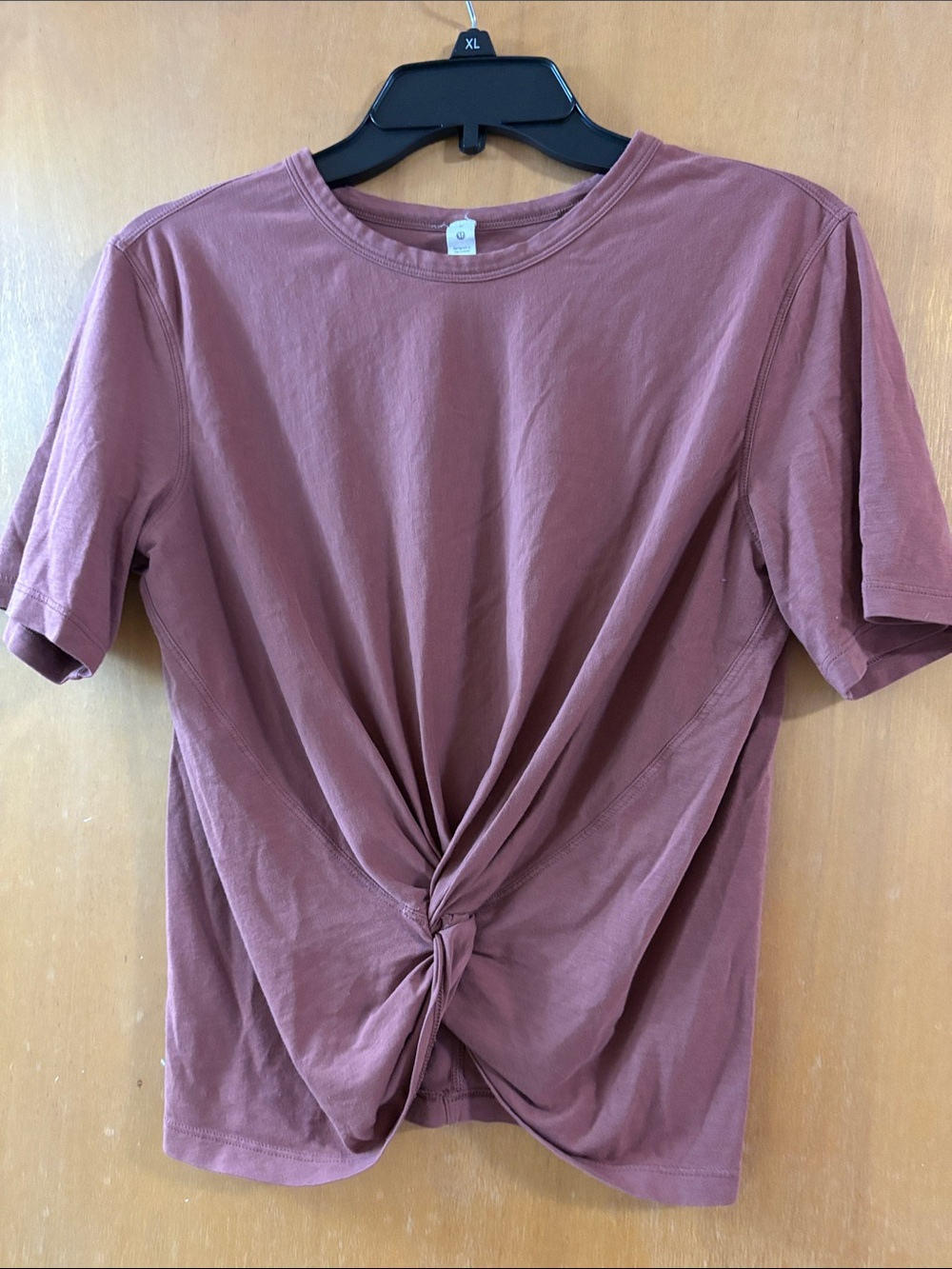 lululemon athletica Men's Short-Sleeve Twist Front Tee - Rust